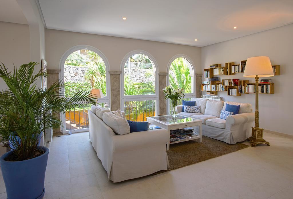 Villa Montjuic Херона Екстериор снимка